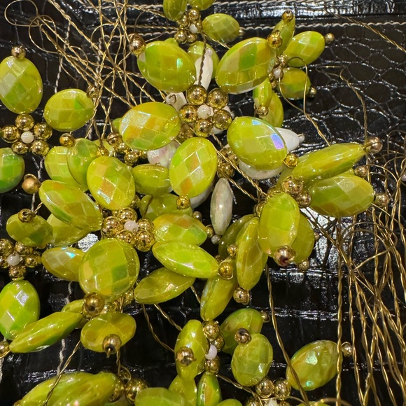 Bundle of Handmade beaded white flower stems for bridal wedding event Decor - Picture 4 of 4